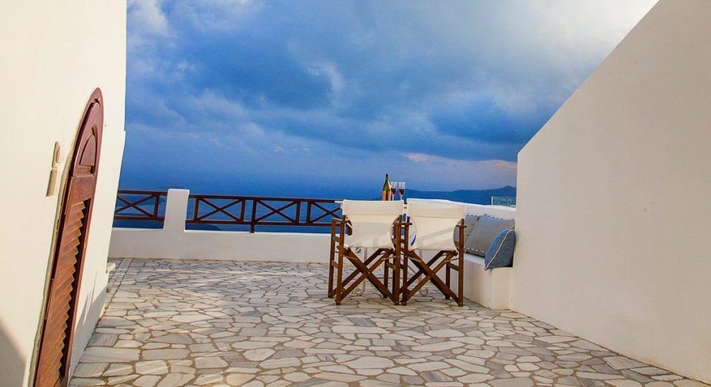 La Maltese Private House Imerovigli Exterior photo